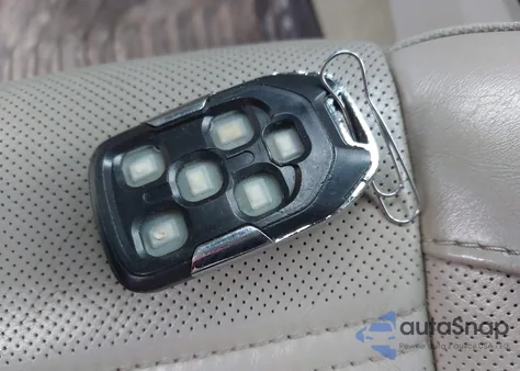 2015 GMC Yukon Denali z USA, uszkodzony, nr VIN 1GKS2CKJ7FR673791